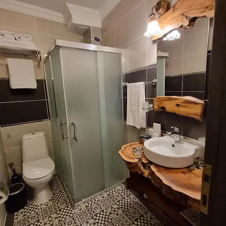 Olivia 1845 Hotel